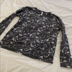 Fabletics Burnout Pullover